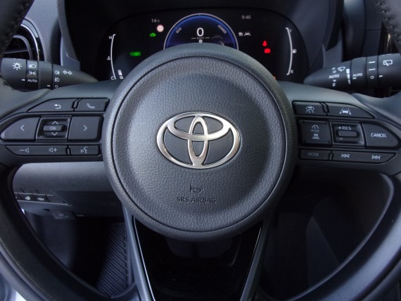 TOYOTA YARIS CROSS YARIS CROSS BLANCHE-014.jpg